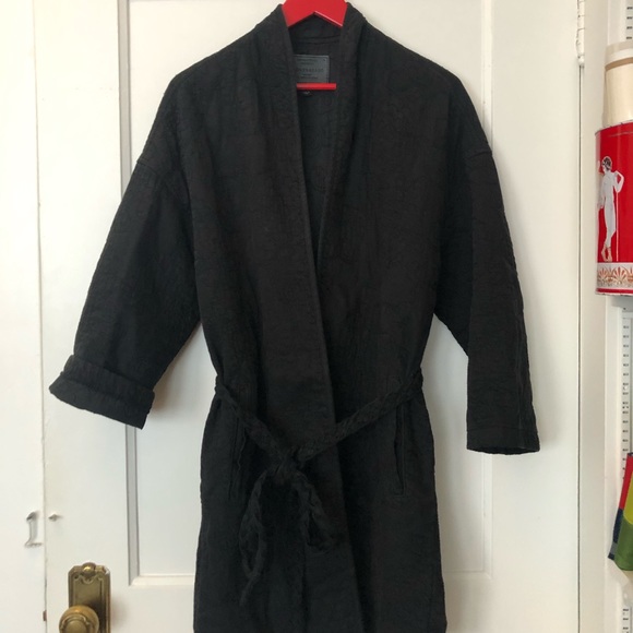 Maternity items in my Posh closet - Picture 11 of 12